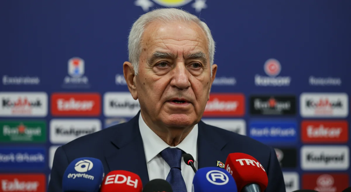 Aziz Yıldırım'dan Sidiki Cherif Gündemine Dair Sarsıcı Çıkış: İşte Eleştirinin Asıl Hedefi!