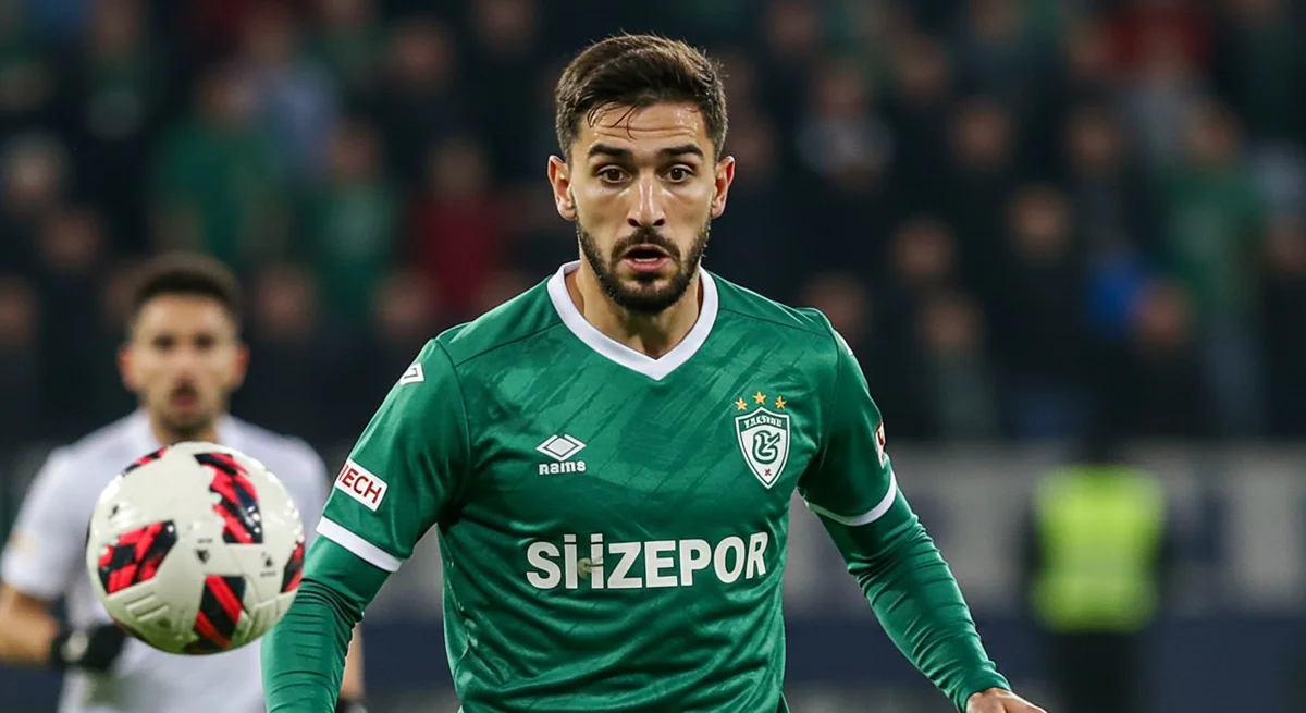 Süper Lig'de Büyük Transfer Hamlesi İddiası Çürüdü: Çaykur Rizespor, Mithat Pala İçin Net Konuştu!