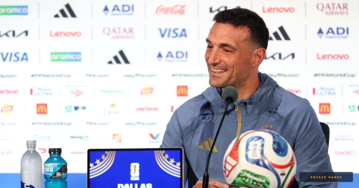 Scaloni'den Efsane Gazeteciye Özel İltifat: Messi Hakkındaki Sorusuna Kural Bozdu