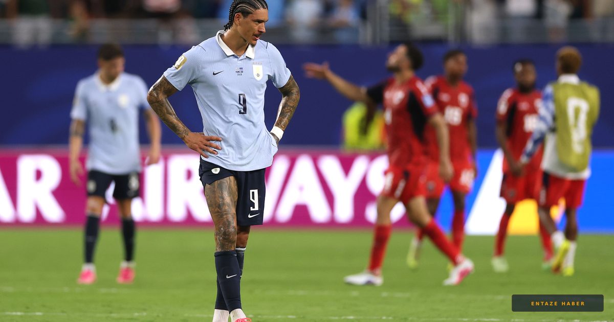 Bielsa'dan Uruguay'a Sert Fırça: 'Son Derece Dağınıktık'