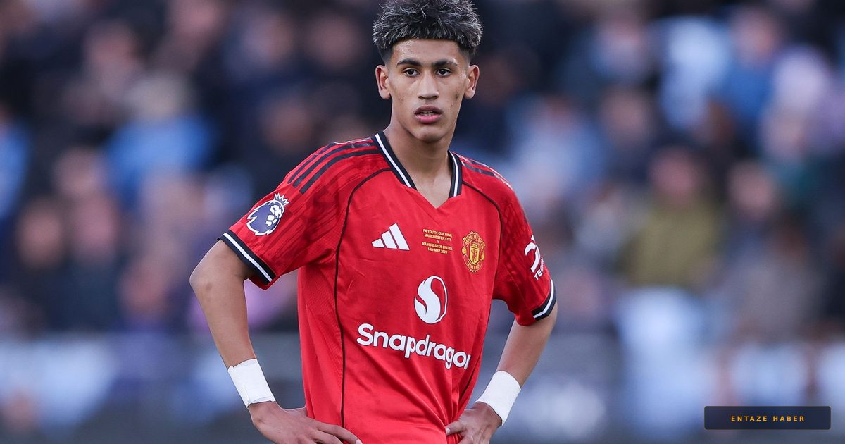 Manchester United'da 'Yeni Messi' Krizi: Genç Yetenek İlk Maçına Çıkamadı