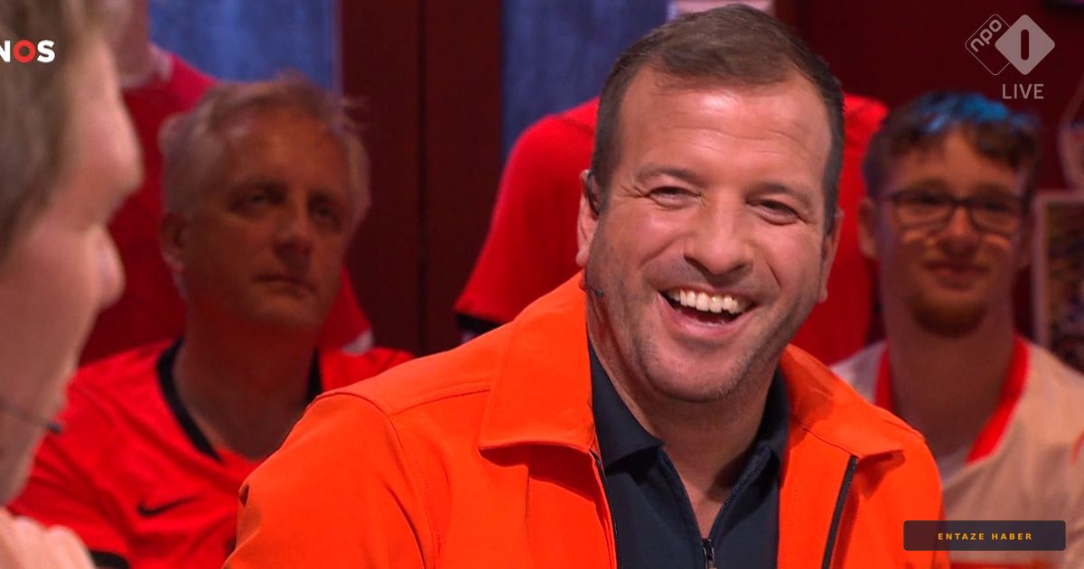 Rafael van der Vaart'ı Kıkırdatan 'Sessiz' Yıldız: Brian Brobbey'in Röportajı Sosyal Medyayı Salladı