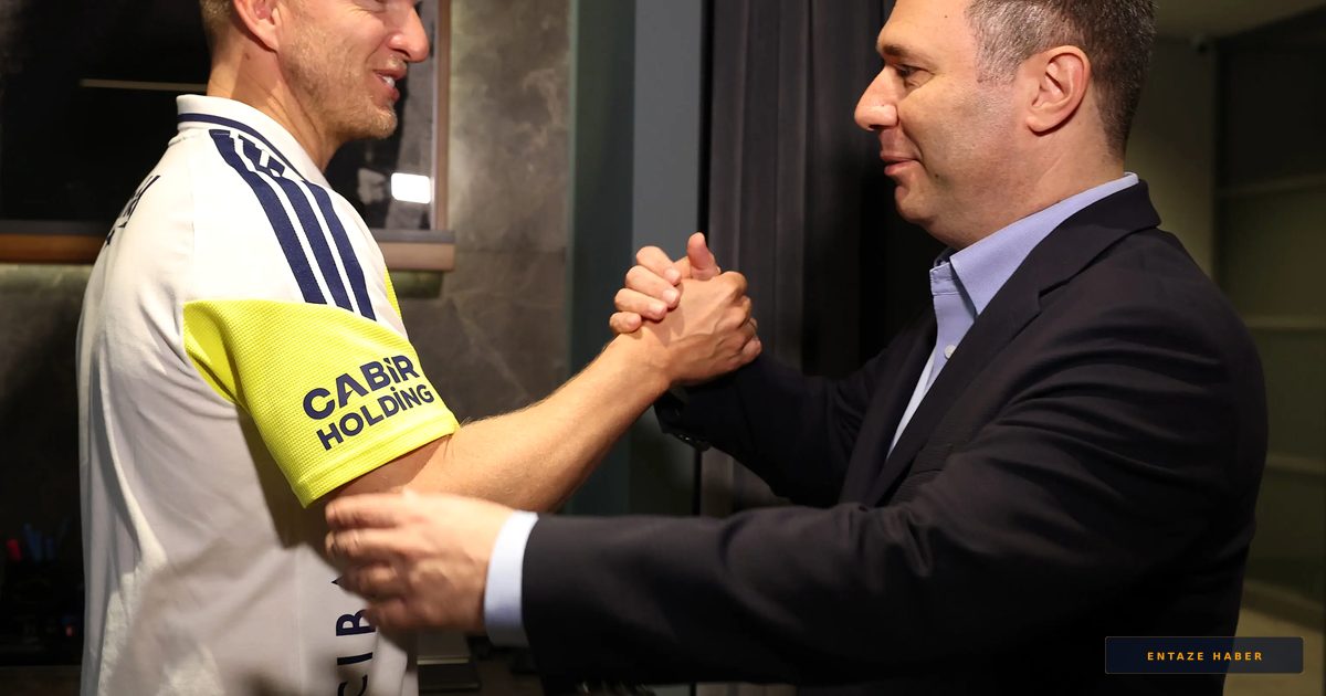 Fenerbahçe’de Efsane Dönüş: Dirk Kuyt Yardımcı Antrenörlük Koltuğunda!