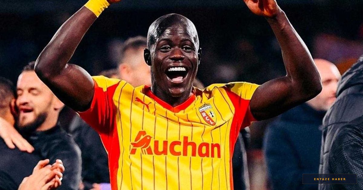 Fenerbahçe'de Savunma Operasyonu: Malang Sarr İçin İlk Temas Kuruldu