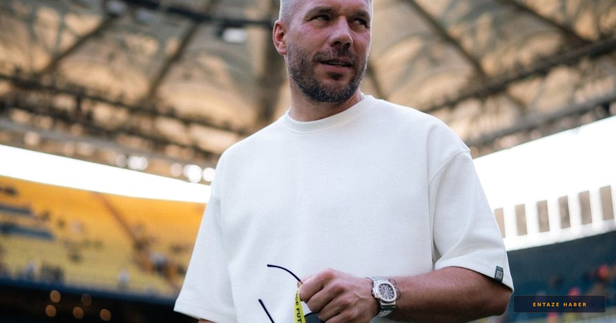 Lukas Podolski'den Fenerbahçe'ye Hodri Meydan: 'Korkmuyoruz, Sahaya Çıkıyoruz!'