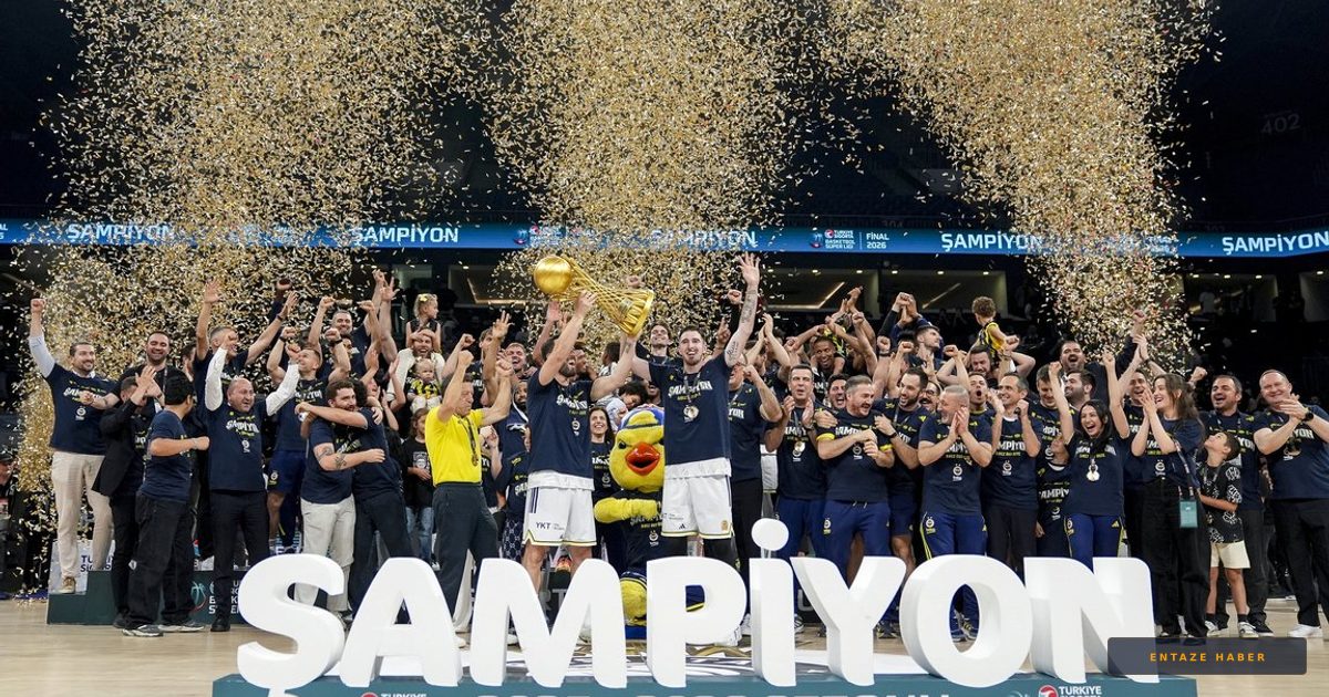 Fenerbahçe Beko Basketbol Süper Ligi'nde Şampiyonluk İpini Göğüsledi