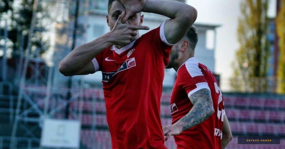 Beşiktaş'ın Transfer Gündeminde Ladislav Krejci Bilmecesi: Premier Lig mi, İstanbul mu?