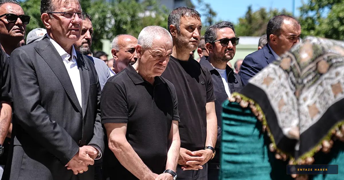 Rıza Çalımbay'ı Yıkan Ölüm! Futbol Dünyası Bu Acı Günde Bir Araya Geldi